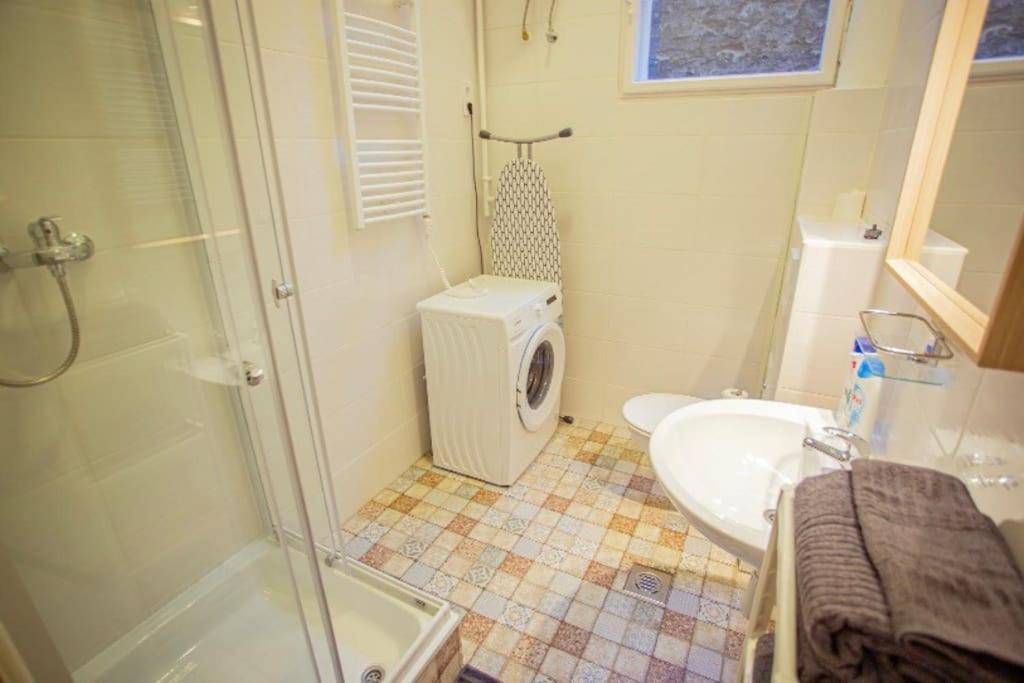 Cosy 2 Bedroom Flat In Akacfa St., Sol 布达佩斯 外观 照片